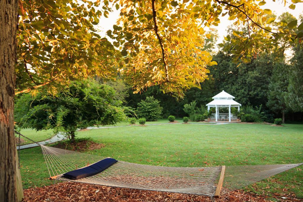 Arrowhead Inn Durham Exteriér fotografie